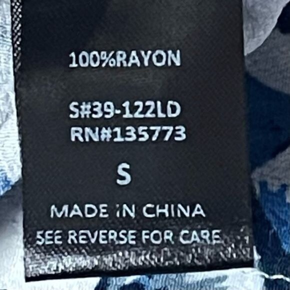 Vici Blue And White Floral wrap Maxi Dress V neck Small - Picture 10 of 12